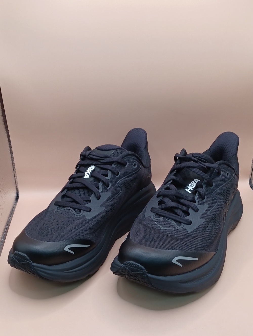 Hoka Youth Clifton 10 Sneaker-Black Big Kida Size 6.5MD US
